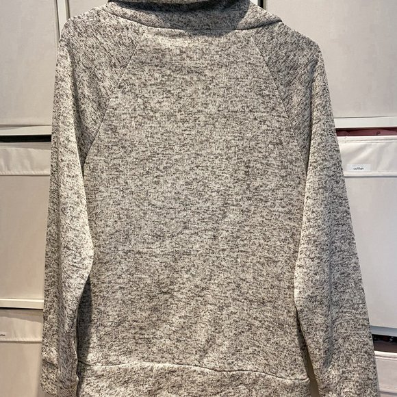 Derek Heart Grey Pullover Sweater with Cowl Neck - Picture 7 of 10